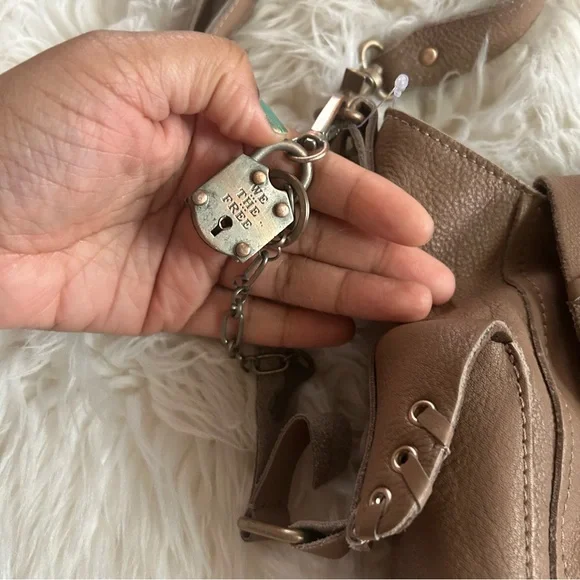 We The Free Baby Leigh Distressed Tote Bag - Picture 3 of 4